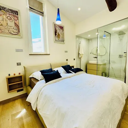 Duplex Luxueux En Plein Centre Du Vieil Διαμέρισμα *