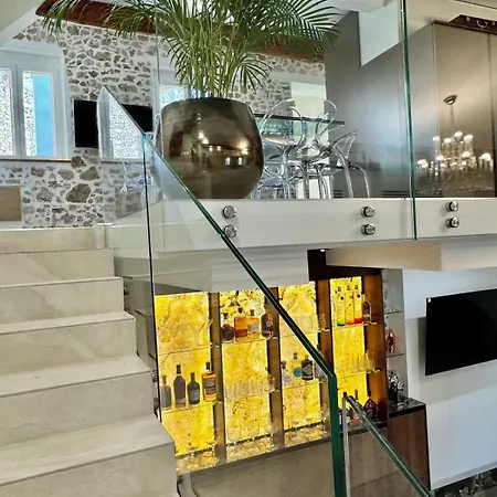 Duplex Luxueux En Plein Centre Du Vieil *